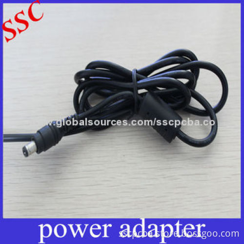 AC/DC Mode Power Adapter with Laptop, 100 to 240V AC Input Voltage